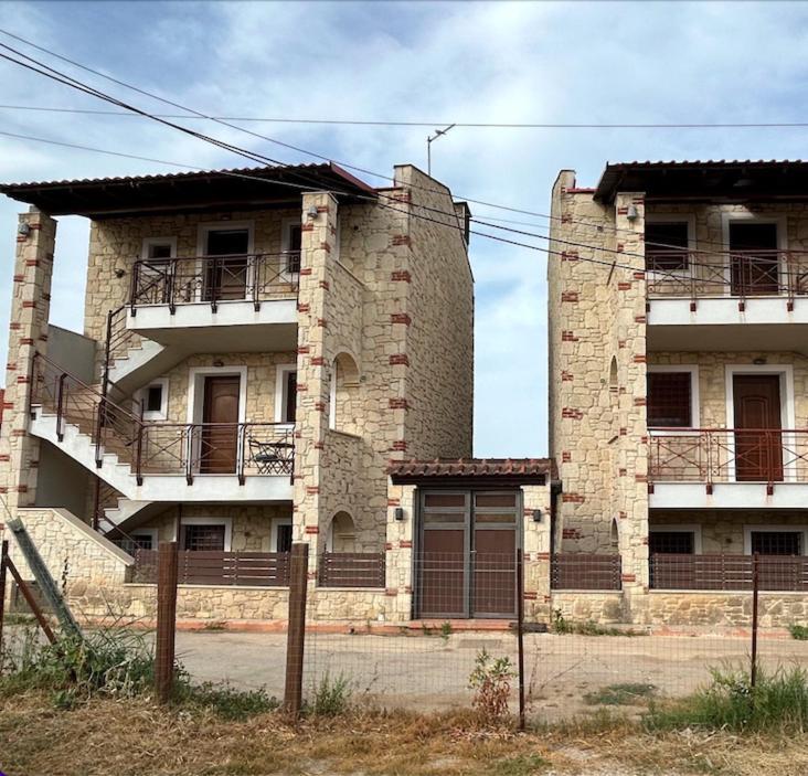 Апартаменты Stone House In Афитос Экстерьер фото